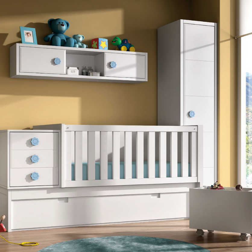 Cuna y estantería en color blanco