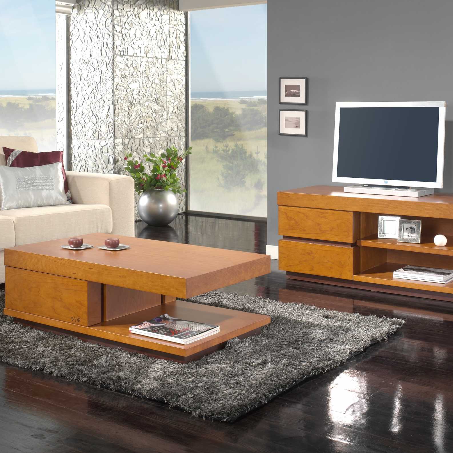 Salón de madera y sofa